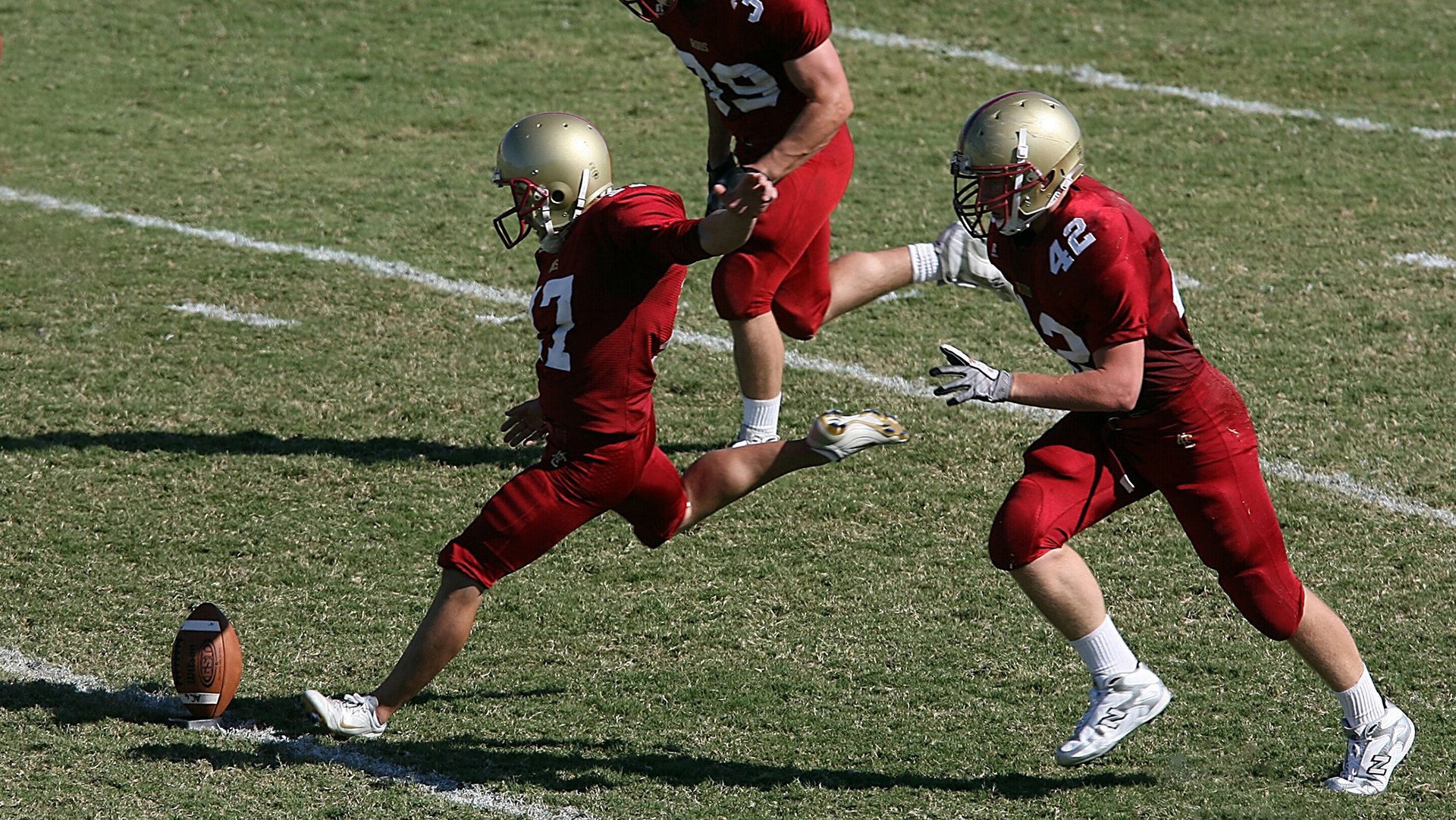 体育纪录片关注运动员退役后生活，运动员退役后多惨视频
