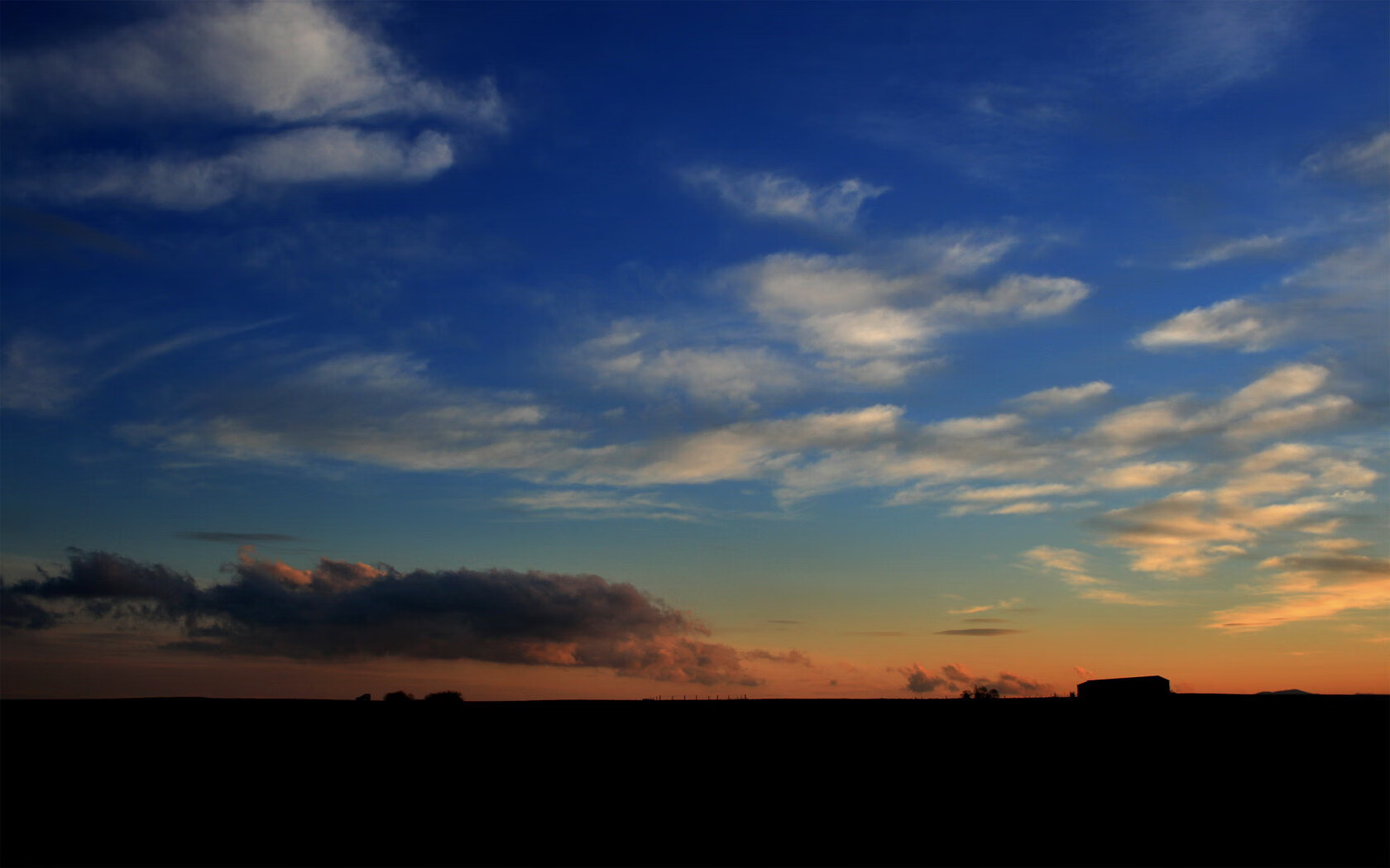 跳水赛场朝鲜完成高难度动作，朝鲜跳水冠军受英雄礼遇