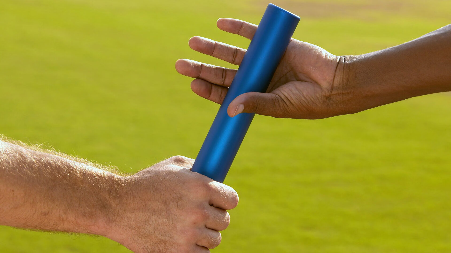 “智慧裁判”系统在青少年比赛中试点，提升判罚公正性，智慧审判系统